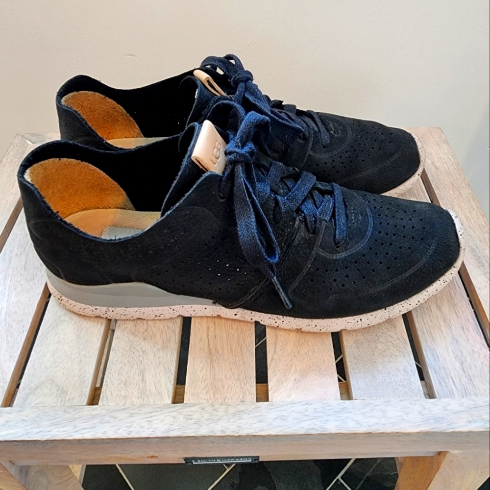 UGG Tye Sneaker